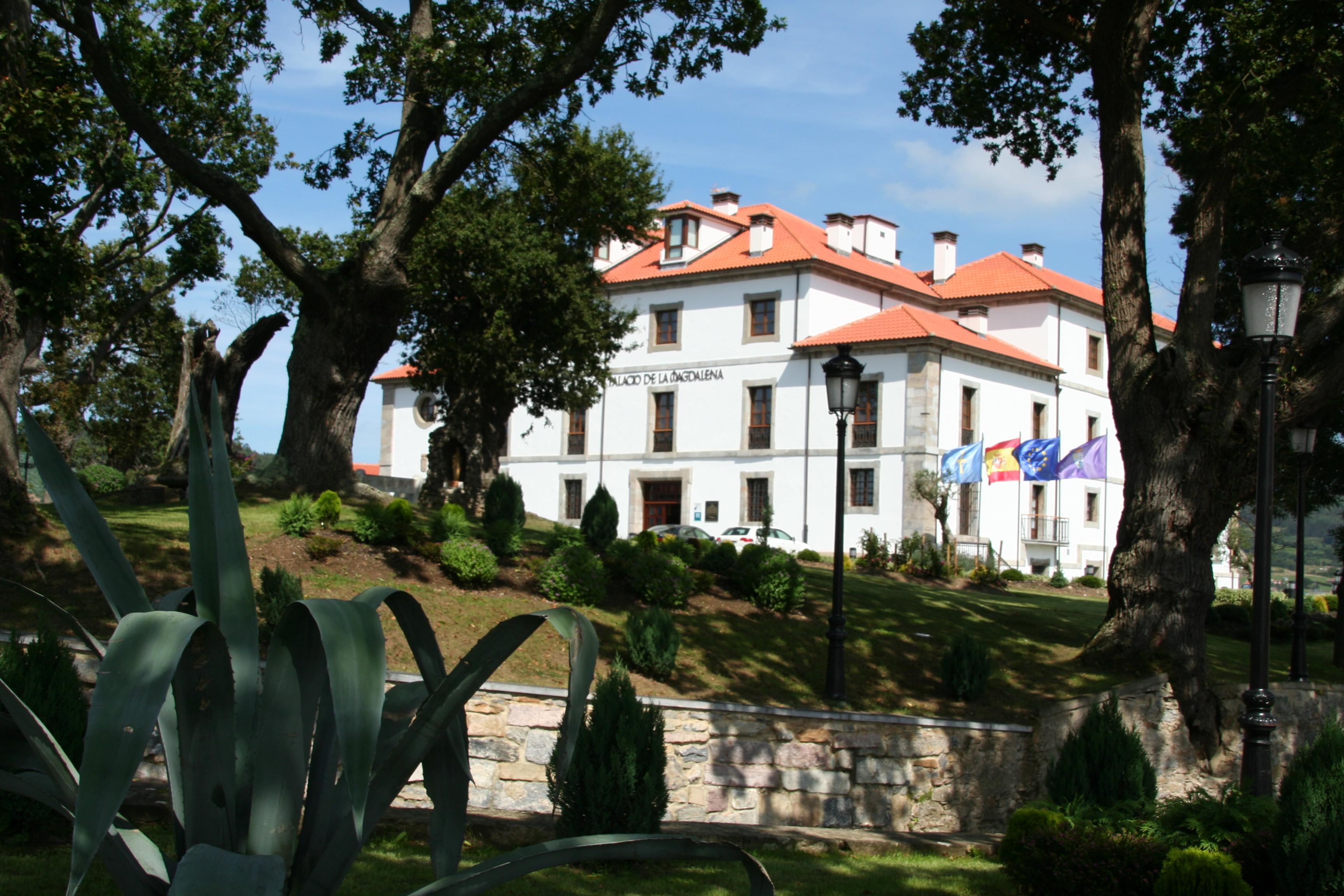 Hotel Palacio De La Magdalena Soto Del Barco Exteriör bild