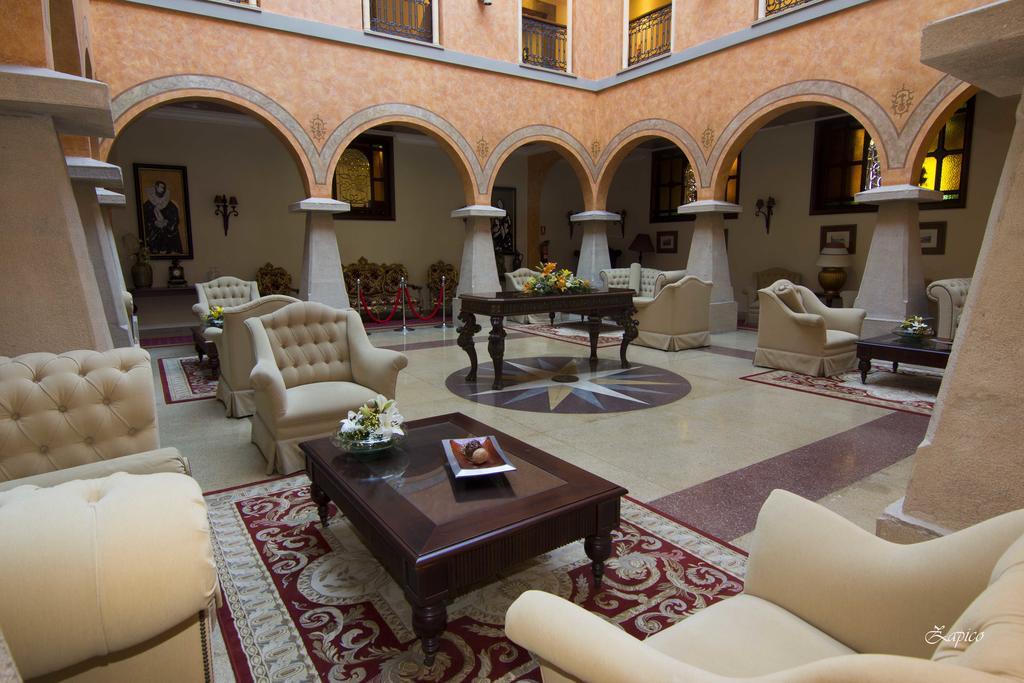 Hotel Palacio De La Magdalena Soto Del Barco Exteriör bild